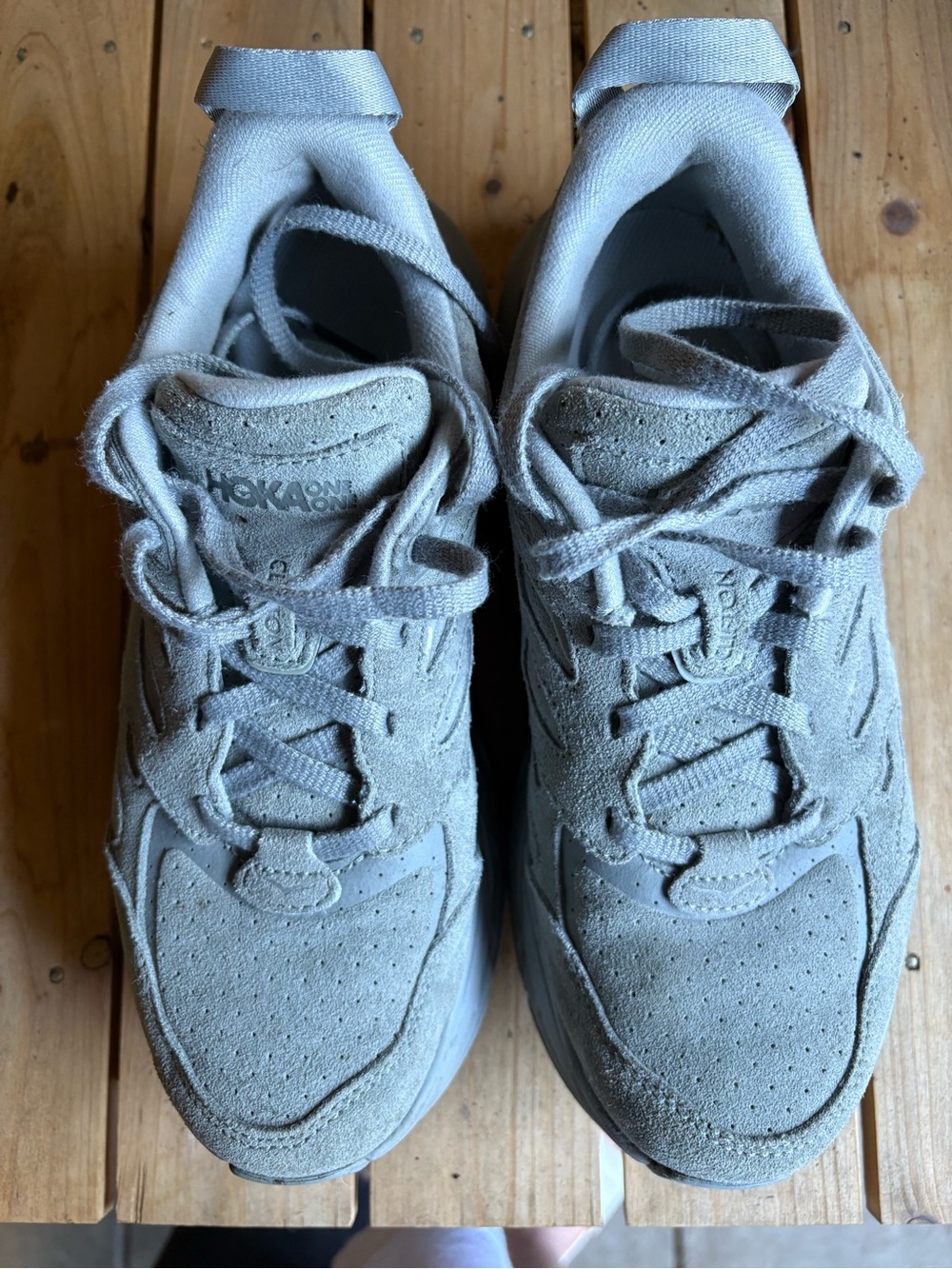 HOKA unisex Clifton in Limestone